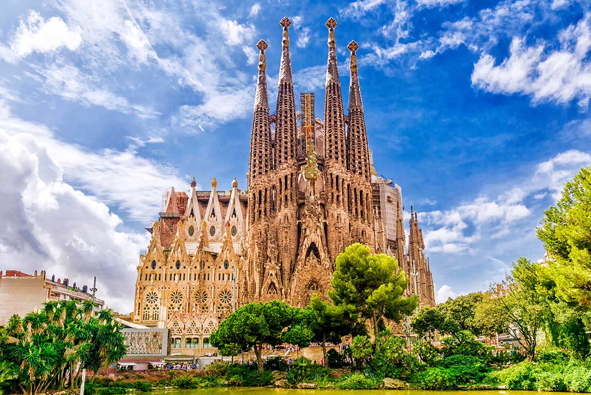 Spain dual citizenship church in Barcelona